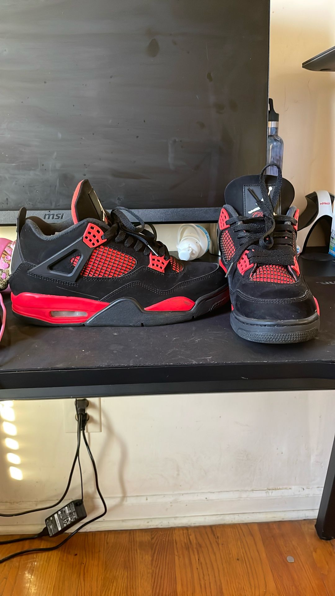 crimson 4s