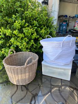 Organizer baskets and drawer$10 each