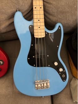 Squier Bass California Blue