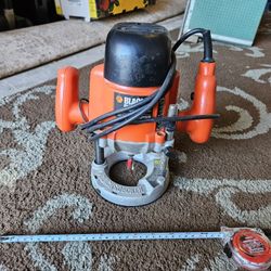 Black & Decker Router