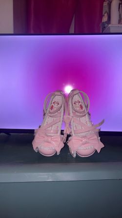 Pink Lolita platform shoes by Beauty Bunny size 5