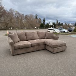 Sectional couch