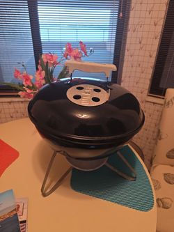 $20 Tabletop Webber Smokey Joe Charcoal Grill