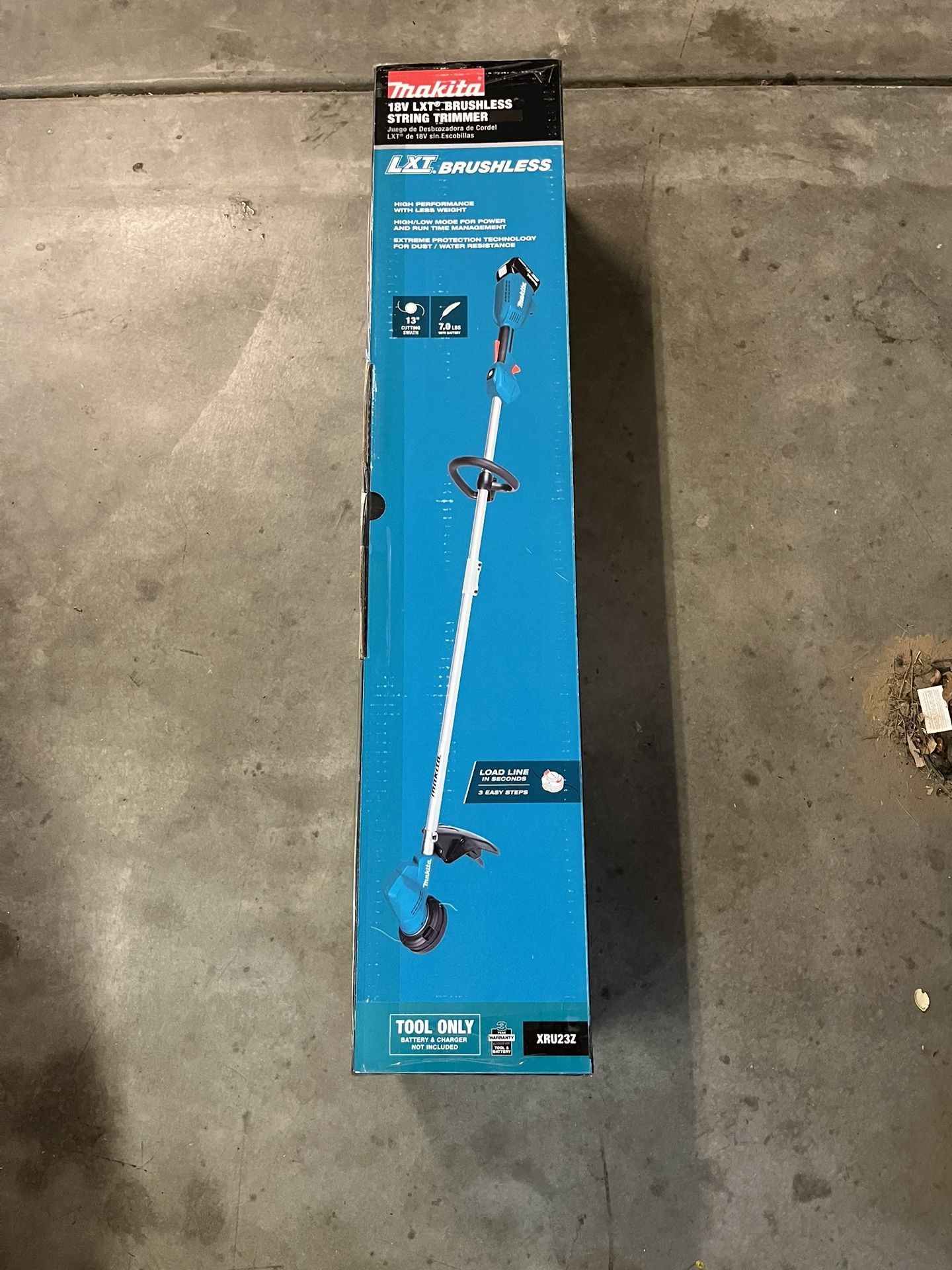 Basically brand New Makita 18V LXT BRUSHLESS STRING TRIMMER