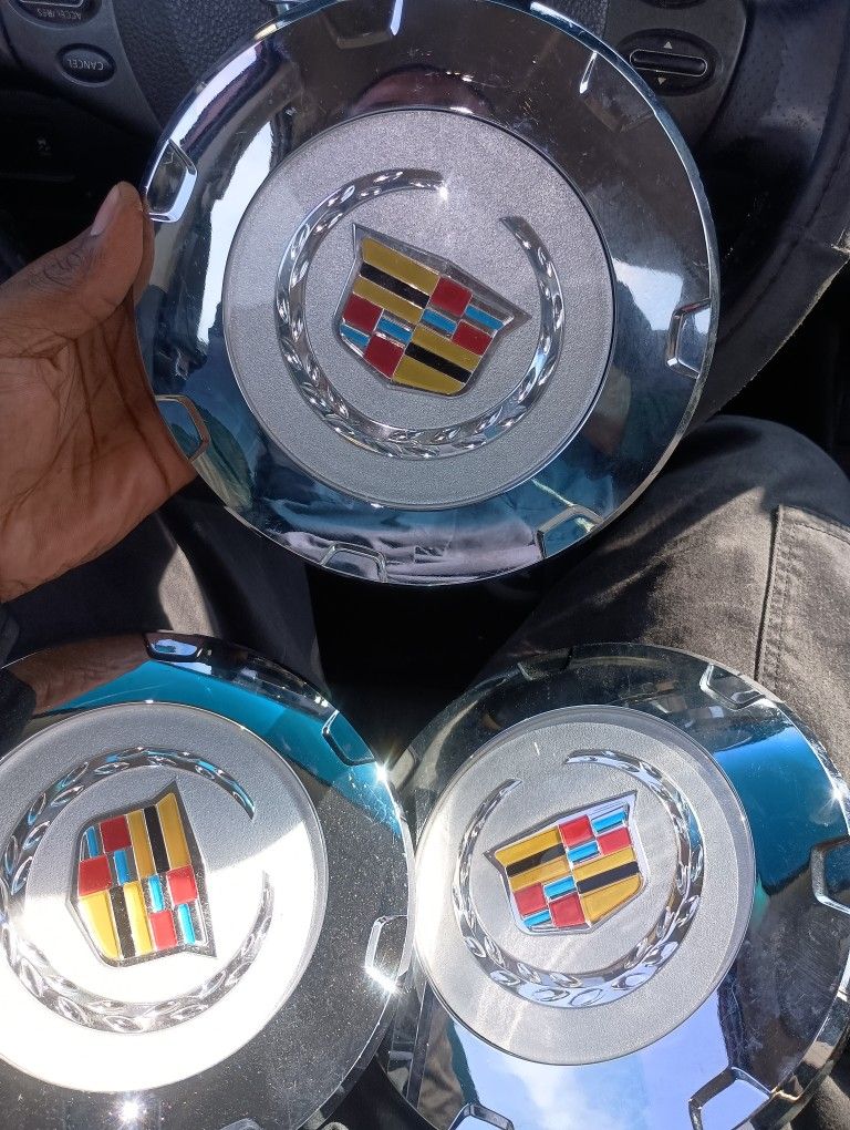 Cadillac Center Pieces