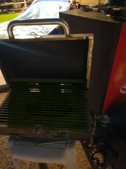 Camping cooking propane grill$10.00
