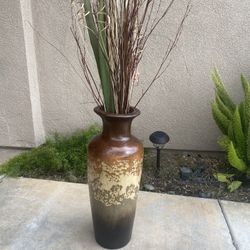 Selling A Beautiful Vase 