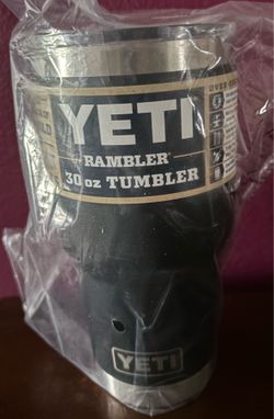YETI 30oz Rambler Tumbler w/lid