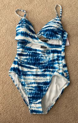 Vince Camuto swimsuit size 10