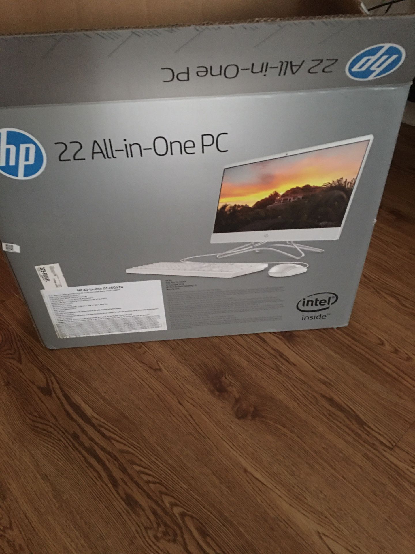 Brand new 22 inch hp all in one