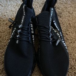 New Men Shoes Size 10
