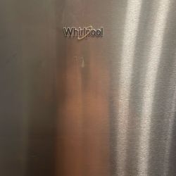 Whirlpool Refrigerator 