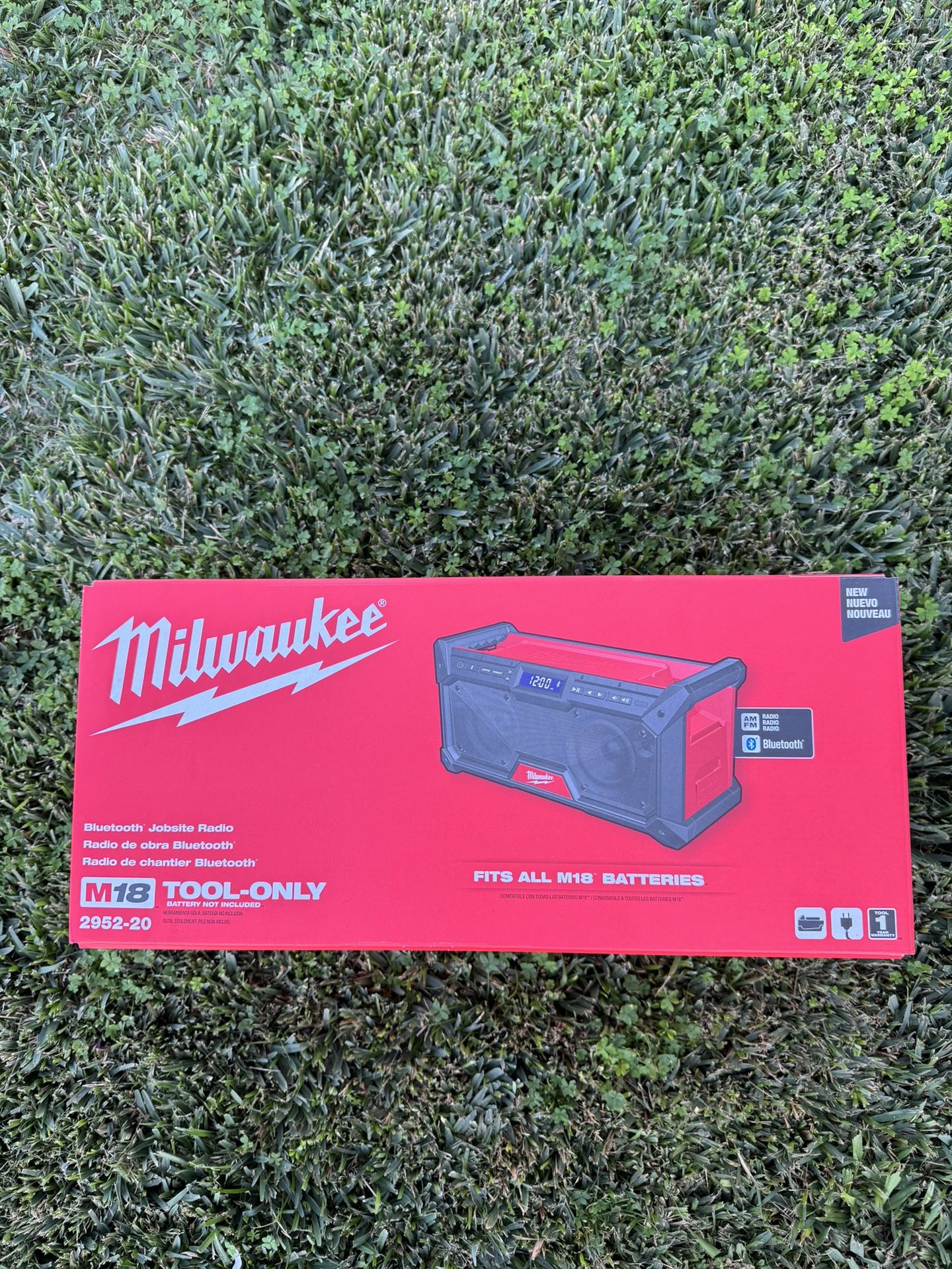 Milwaukee Bluetooth Jobsite Radio