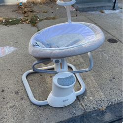 Graco Soothe My Way Swing 