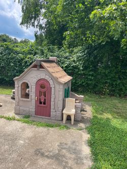 Step 2 Storybook Cottage/ Slide