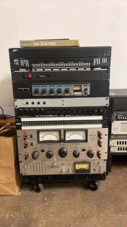 Audio rack