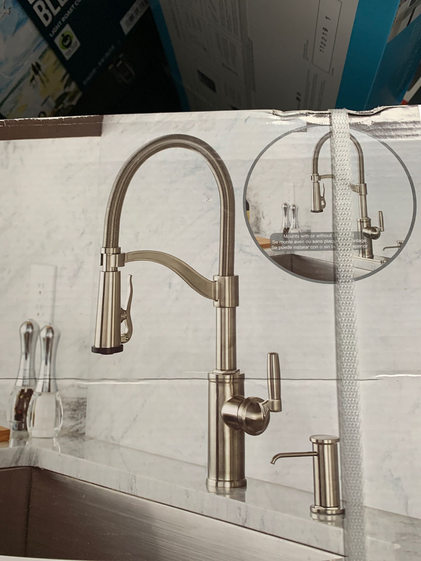 Kitchen faucet brand new cost $290 i want $200