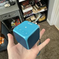 Sony mini speaker