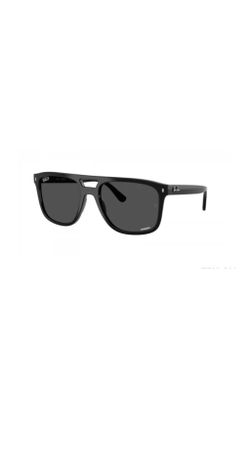 NEW IN BOX. Ray-Ban. 901/K8 Black / Polar Dark Grey Chromance Lens