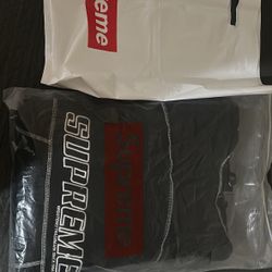 Brand New Supreme Cover stitch Size Large 