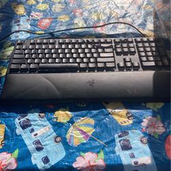 A Razor Gaming Keyboard 