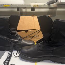 McRae footwear brand new 11.5 wide
