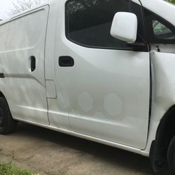 Nissan NV200 Nv 200 Cargo Van Parting out parts door doors suspension wheel rim Airbag CD player navigation seat 