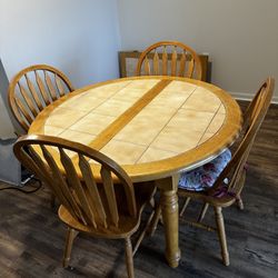Dining Room Table 