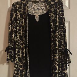 Brand New Ladies Leopard Print Tops Sizes 2XL & 3XL $6.00 Each 