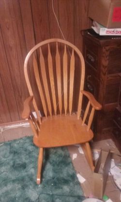 rocking chair $30