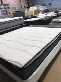 10” plush hybrid Weekender mattress all sizes in stock
