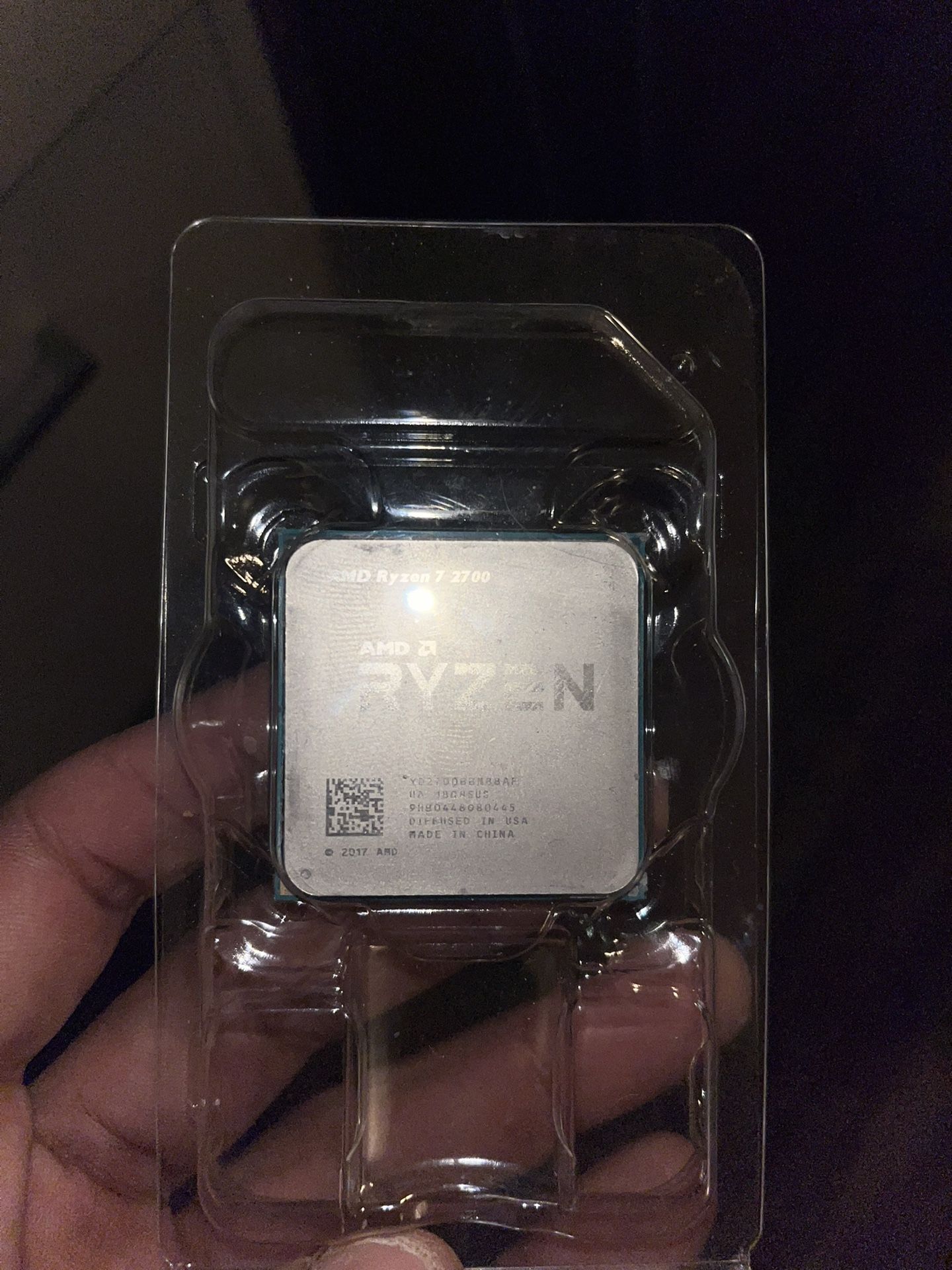 AMD Ryzen 7 2700