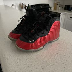 Used Foamposite Toddlers Size  12c $30