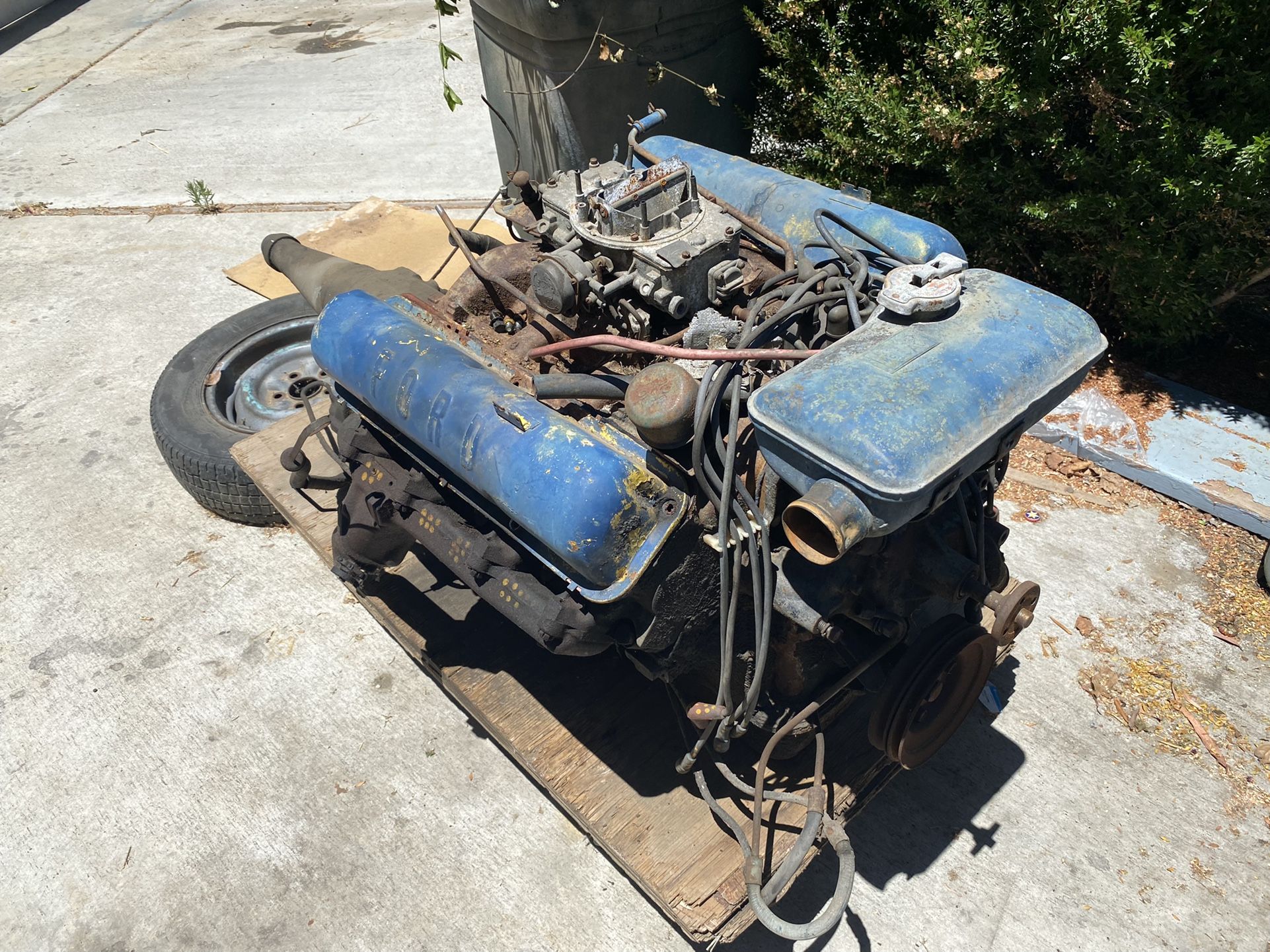 1960 352 Ford FE Engine