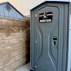 Portable Restrooms 