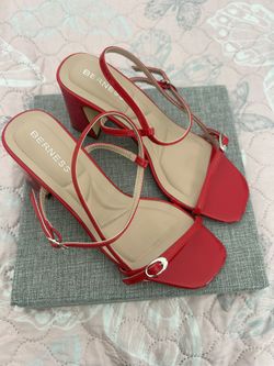 Red Heels 7.5