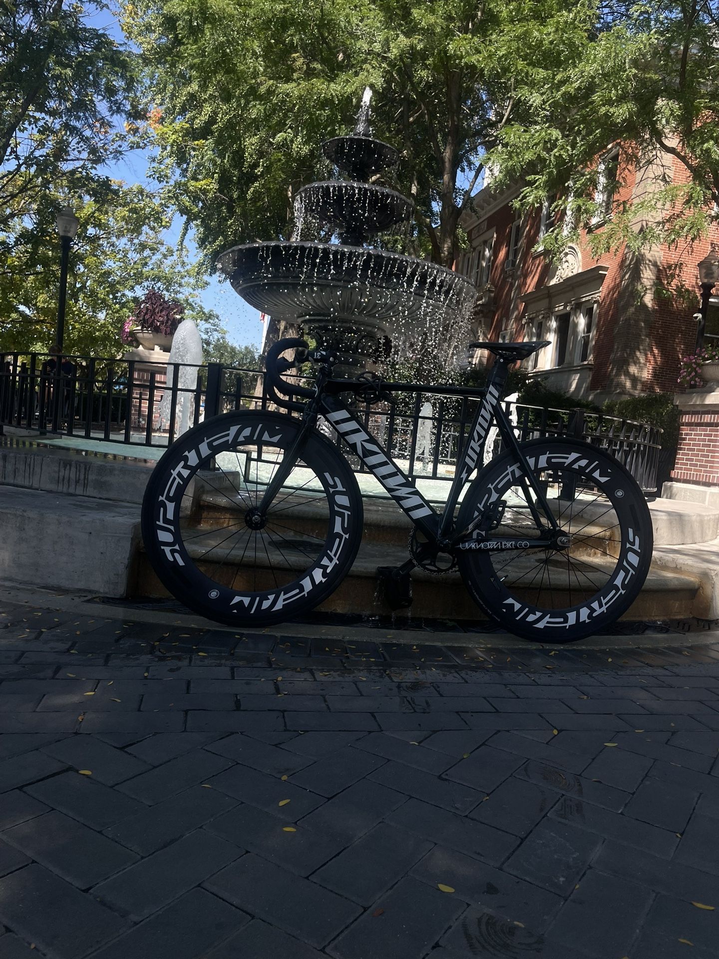 Unkown Frame ONLY