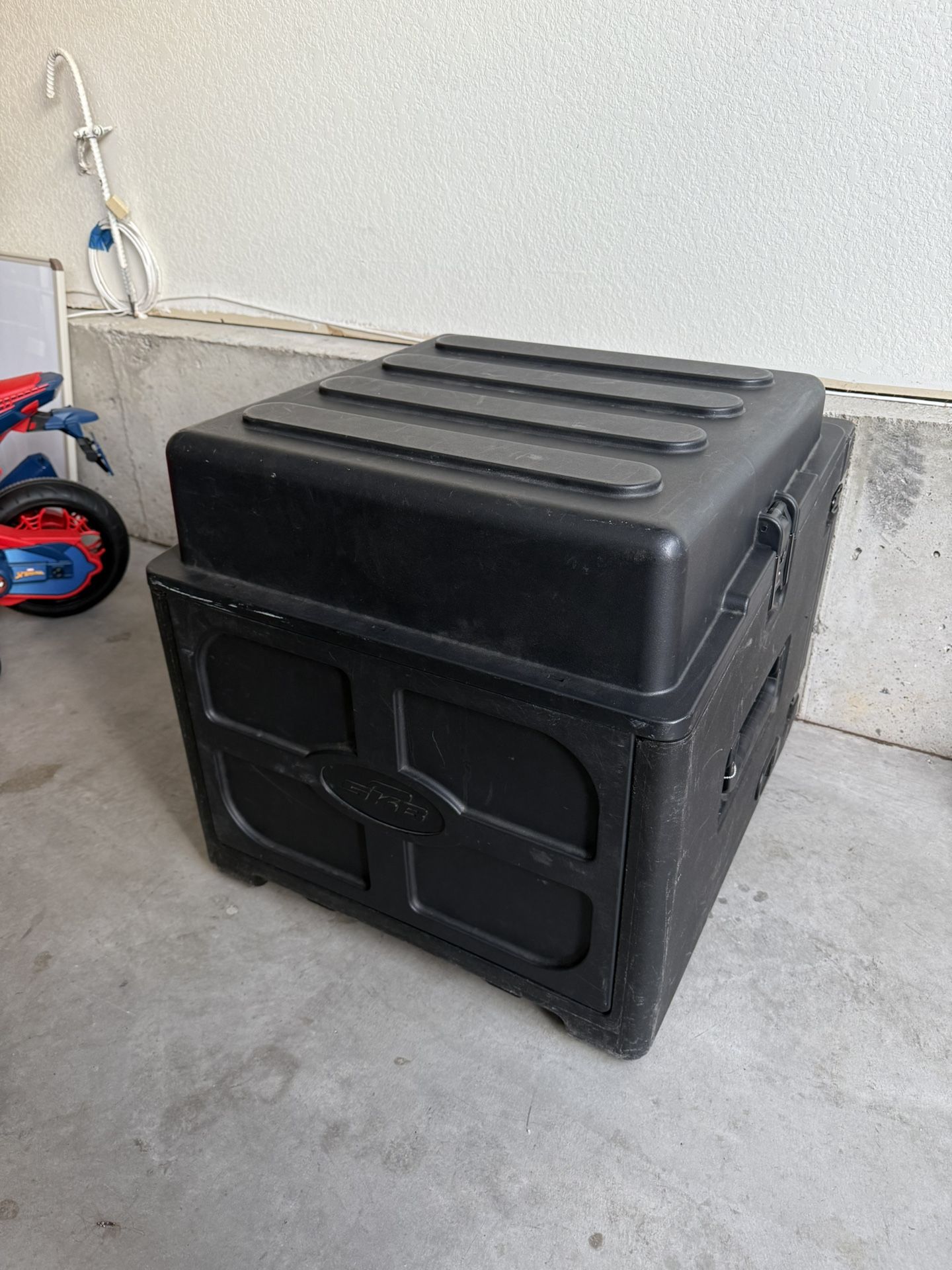 SKB 1SKB-R106W 10U x 6U Rolling Compact Rig