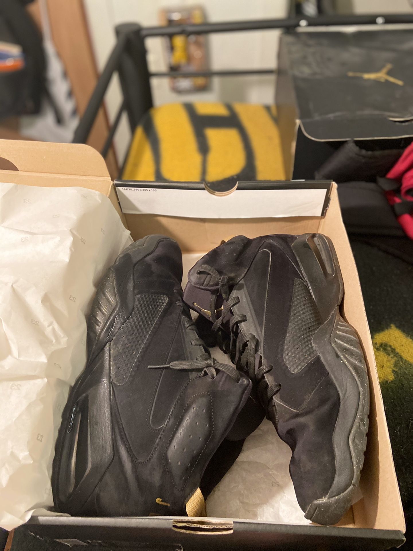 Jordan lift off