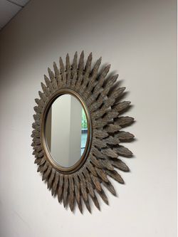 Decorative mirror