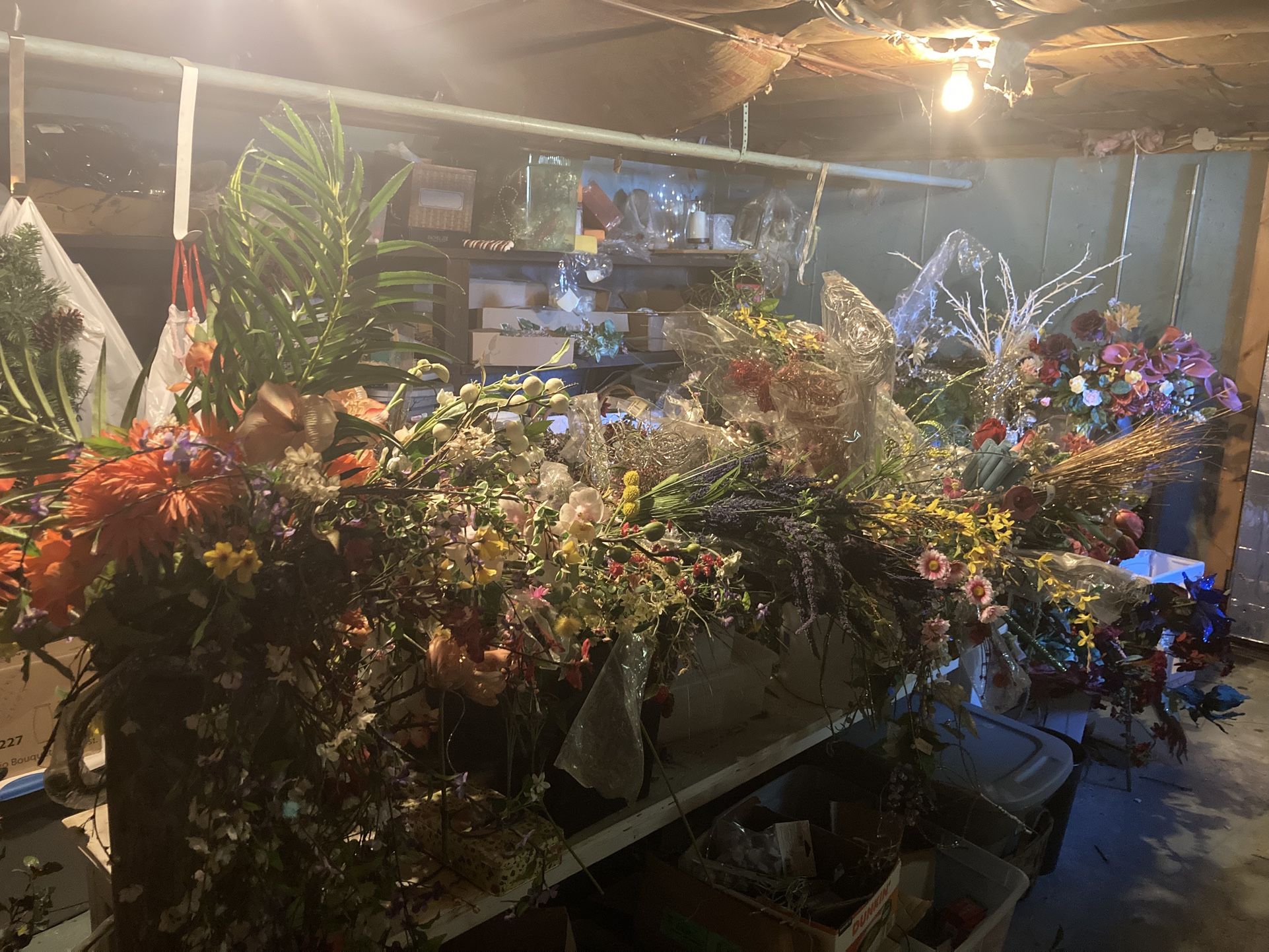 Floral Design - Out Of Business, Inventory Sale