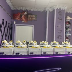 Jordan 4 Vivid Sulfer