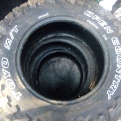 Toyo Open County 37/12.5R20