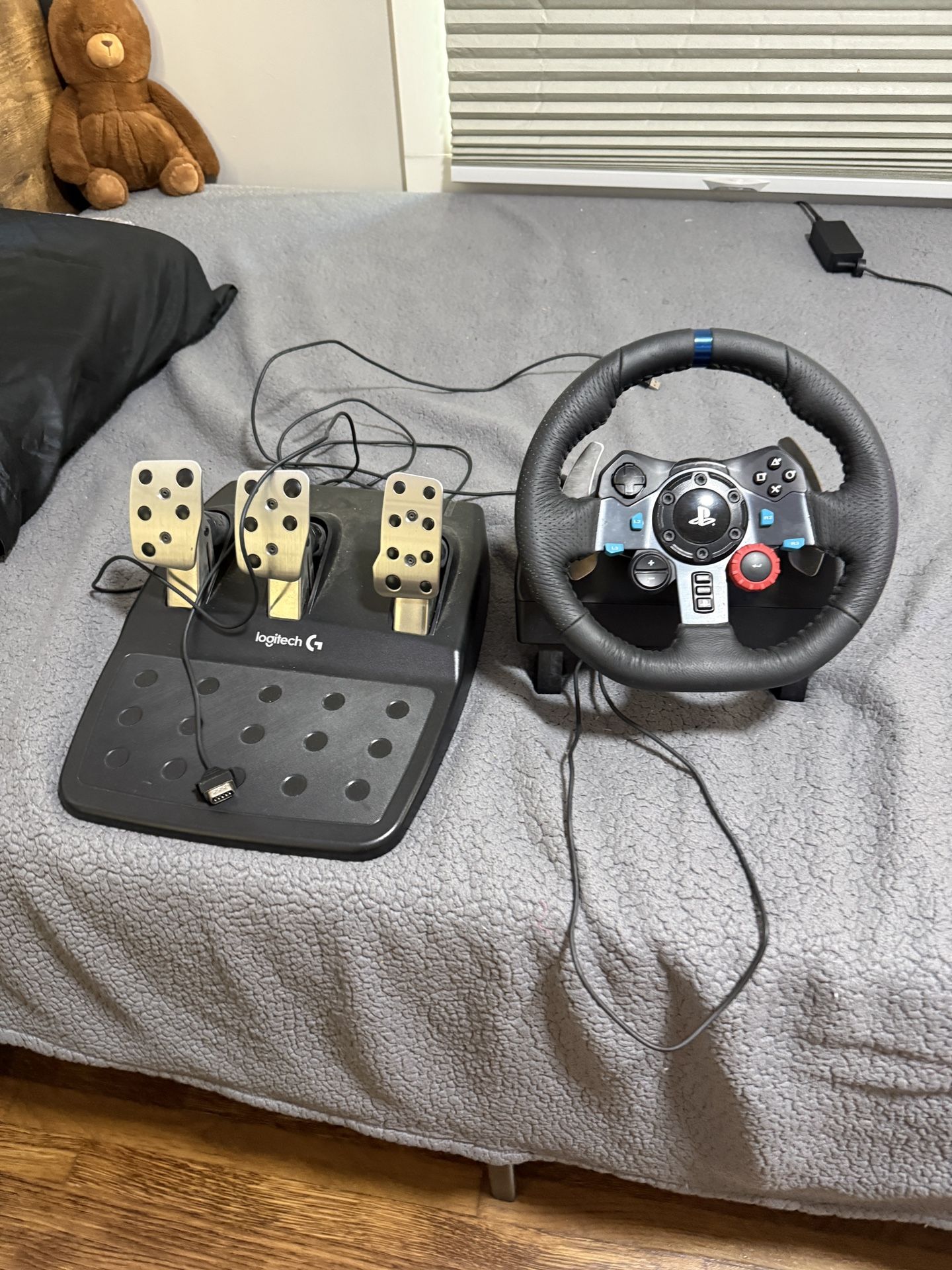 logitech wheel ps4/ps5