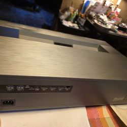 Ultra Short Throw Projector