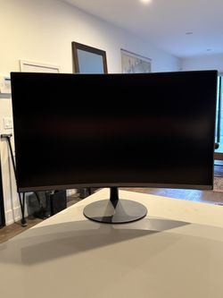 Samsung 27” Curved Monitor W/ Cable