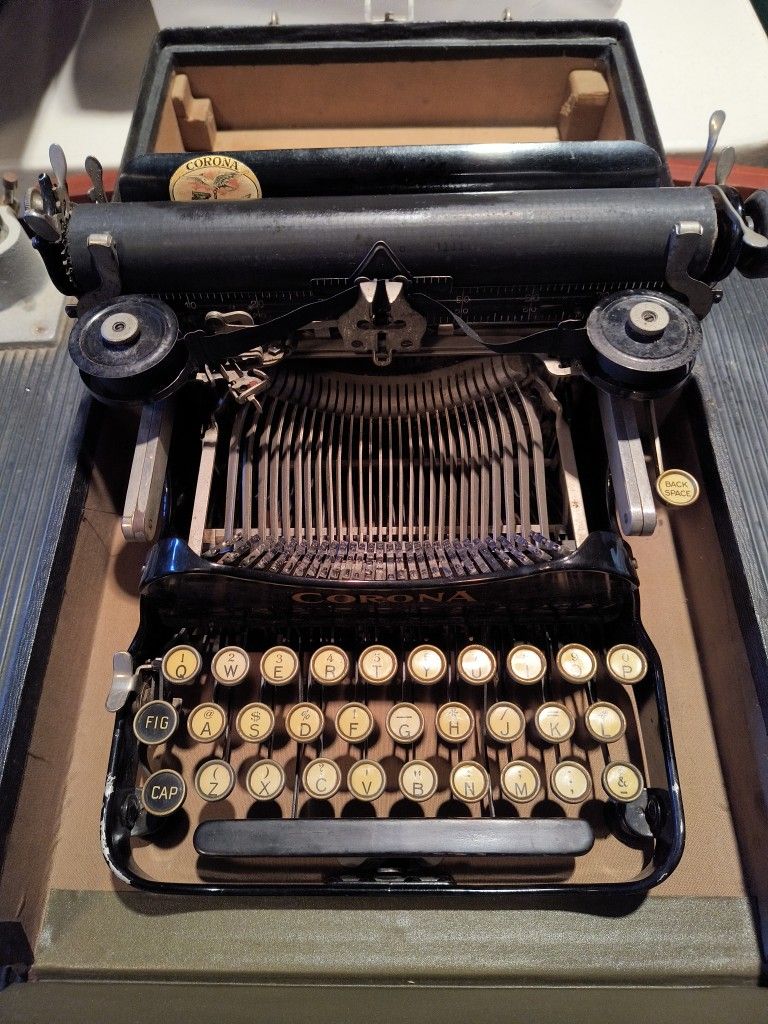 Vintage Corona Folding Typewriter