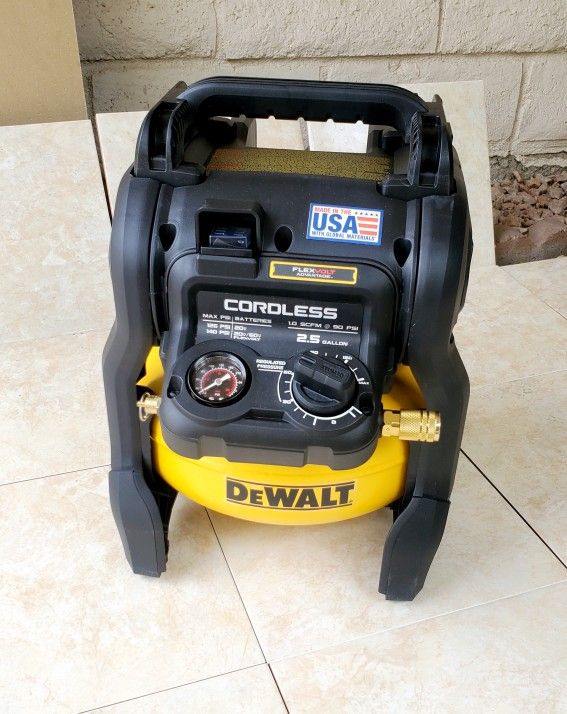 DeWALT 20V/60V Air Compressor with FlexVolt Advantage (Tool-Only)