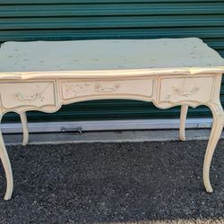 Ethan Allen Vintage French Country Cottage Writing Desk