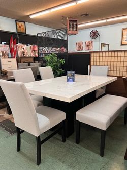 🔥Hot Deal🔥Brand New 6pc Dining Set: Table with Four Chairs and Bench $899, Payment available, Delivery Available